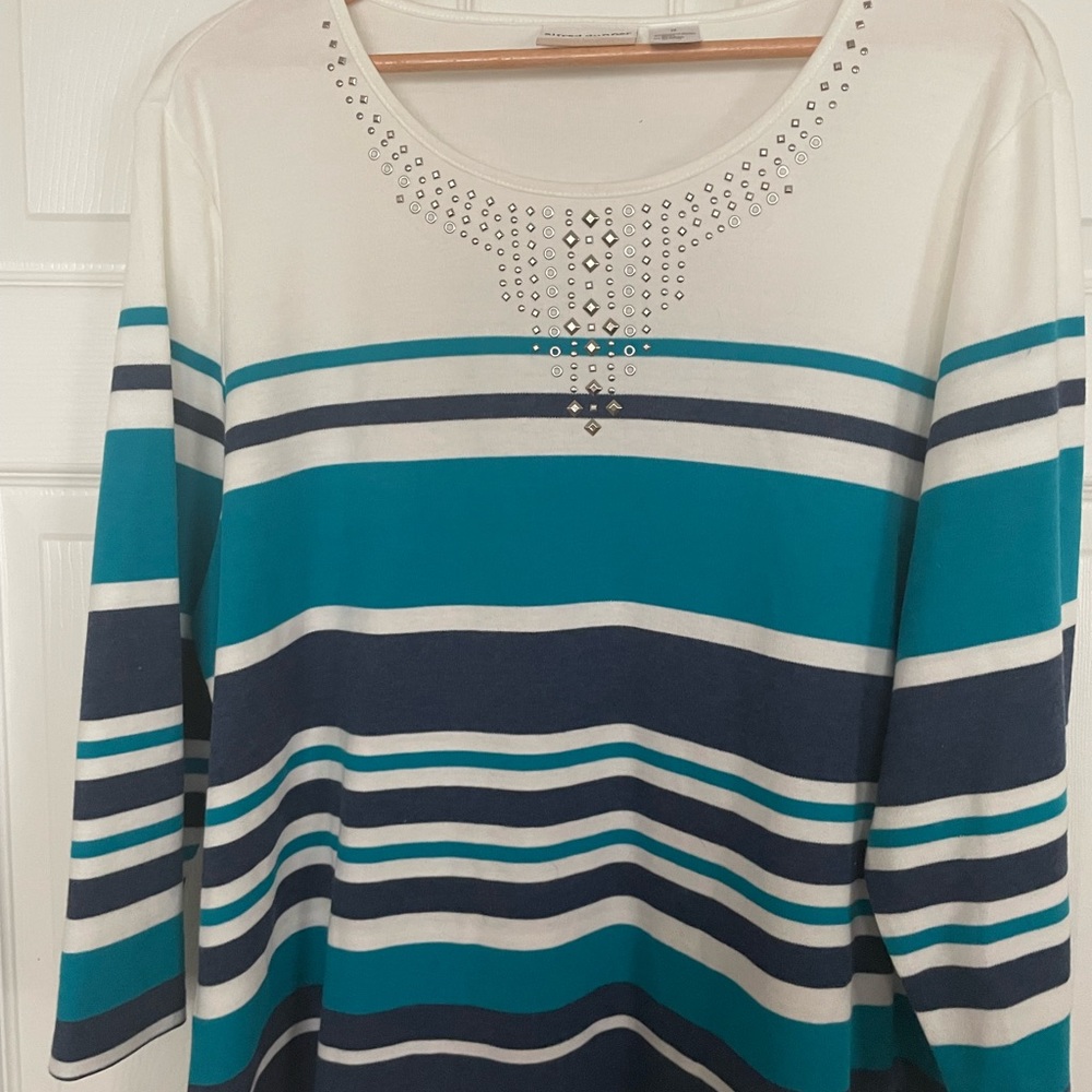 NWT Alfred Dunner Top